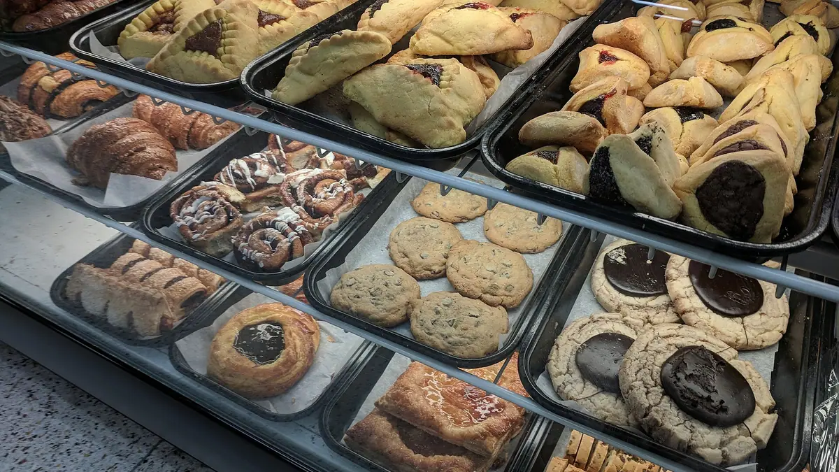 Greggs – bakery in Wembley, London